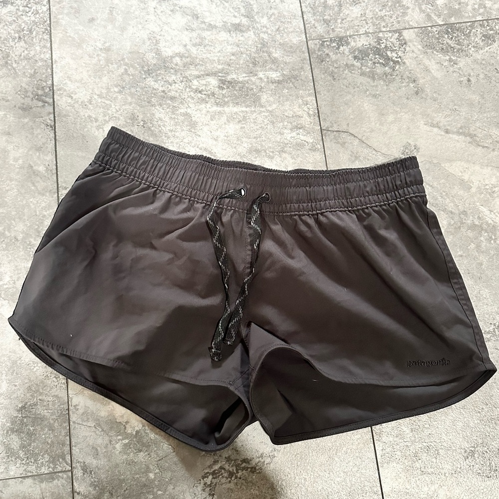 Patagonia Women’s Stretch Planing Micro Short 2”